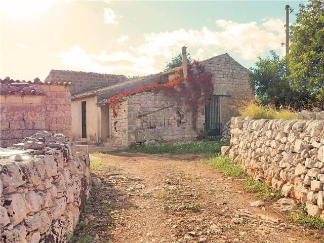 Rustico in vendita a Scicli