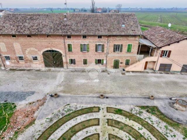 Rustico in vendita a Santa Maria, Novellara