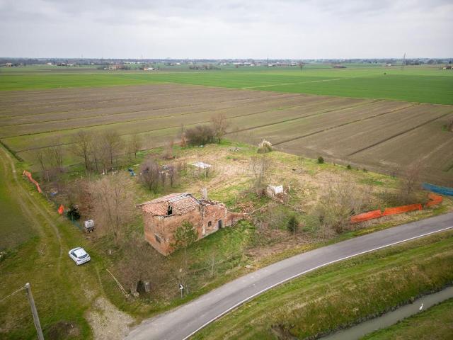 Rustico in vendita a Sant'Agata Bolognese