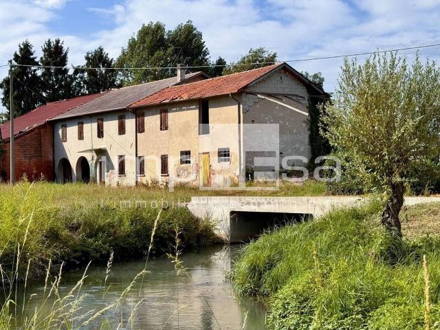 Rustico in vendita a San Biagio Di Callalta