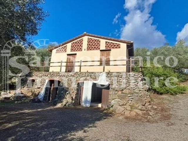 Rustico in vendita a San Giuliano Terme
