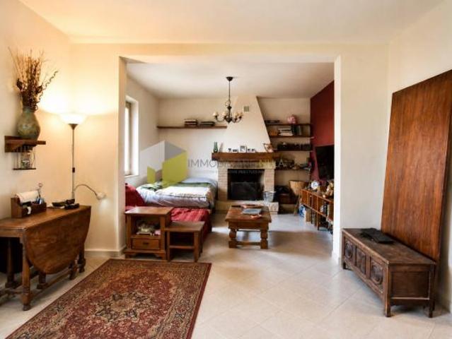 Rustico in vendita a San Giuliano Terme 190 mq Rif: 1426135