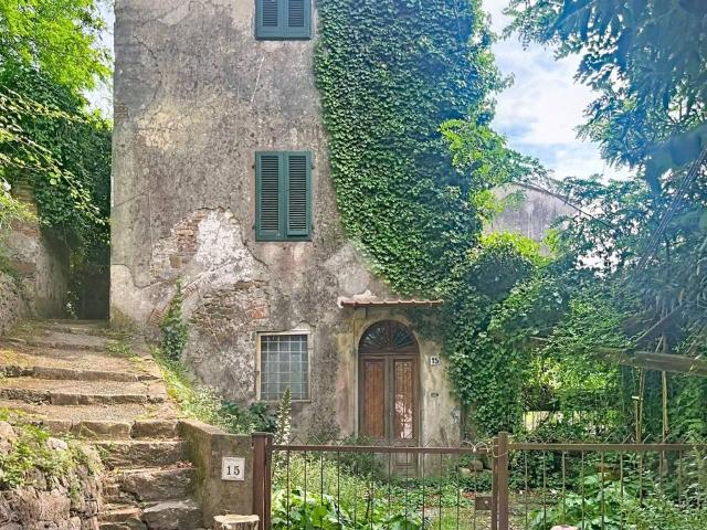 Rustico in vendita a San Giuliano Terme