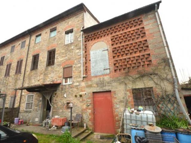 Rustico in vendita a San Ginese Capannori 150 mq Rif: 1397921