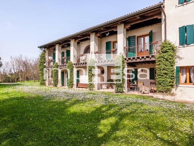 Rustico in vendita a Spresiano