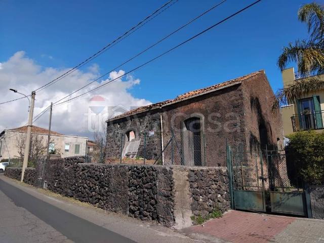 Rustico in vendita ad Acireale via XXI Aprile, 27