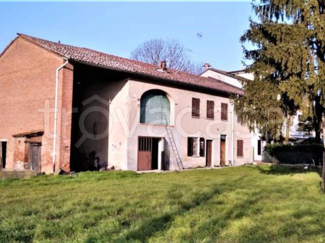 Rustico in vendita ad Alessandria, Villa Del Foro