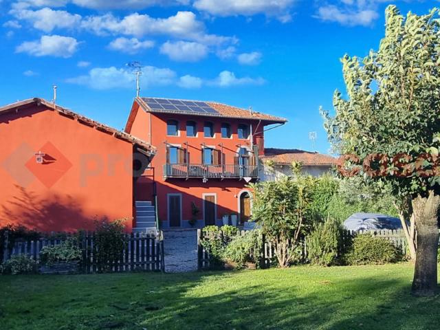 Rustico ristrutturato a Frossasco