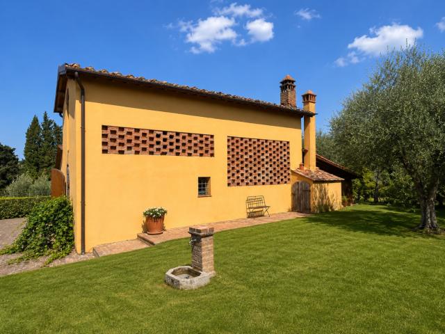 Rustico ristrutturato a Montopoli in Val d'Arno