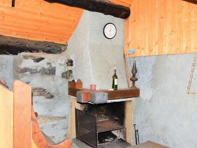 Rustico schon teilweise bewohnbar an sehr schöner Lage in der Natur / Bel rustico prazialmente riattato immerso nella natura | dreamo. Ch