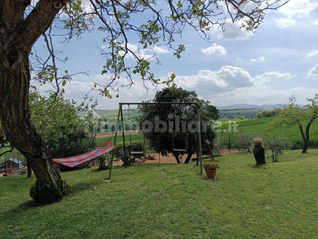 Rustico Vocabolo Logge di San Damiano 21, Todi