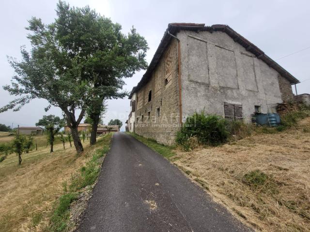 Rustico/Casale in Vendita a Carpineti