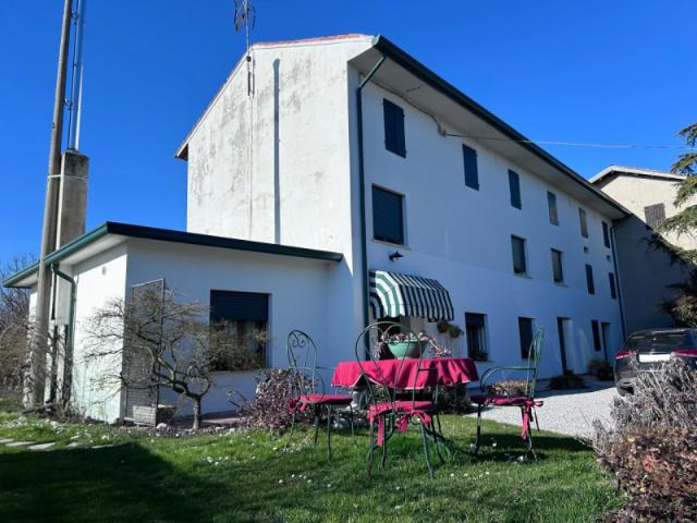 Rustico/Casale in Vendita a Gruaro