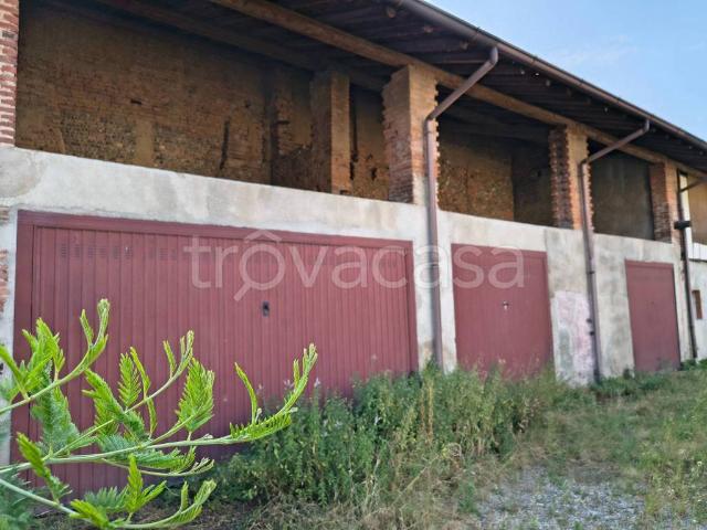 Rustico/casale/corte in vendita a Magnago via San Martino, 6