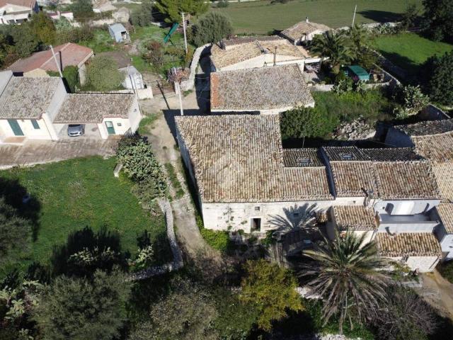 Rustico/casale/corte in vendita a Modica via Vanella 206