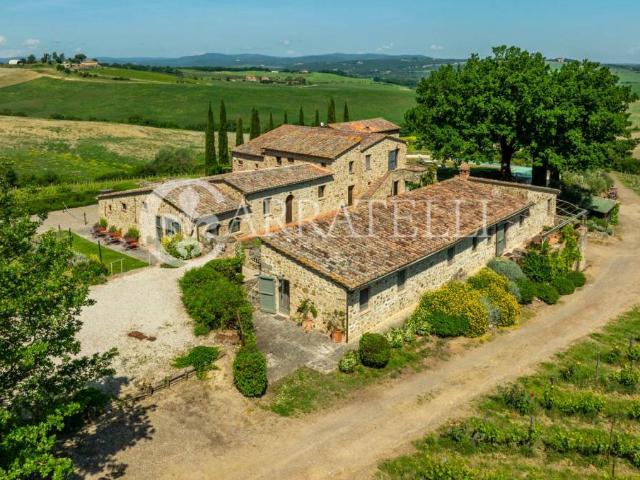 Rustico/casale/corte in vendita a Montalcino