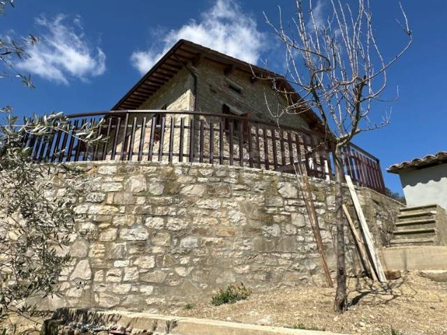 Rustico/casale/corte in vendita a Monte Castello di Vibio