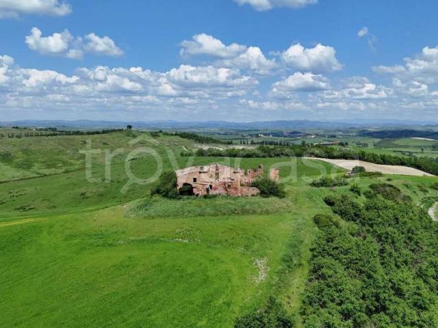 Rustico/casale/corte in vendita a Monteroni d'Arbia via di Vignale