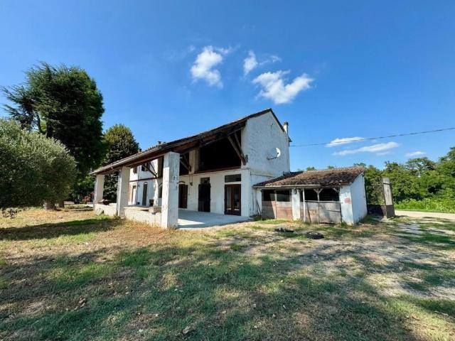 Rustico/casale/corte in vendita a Mortara