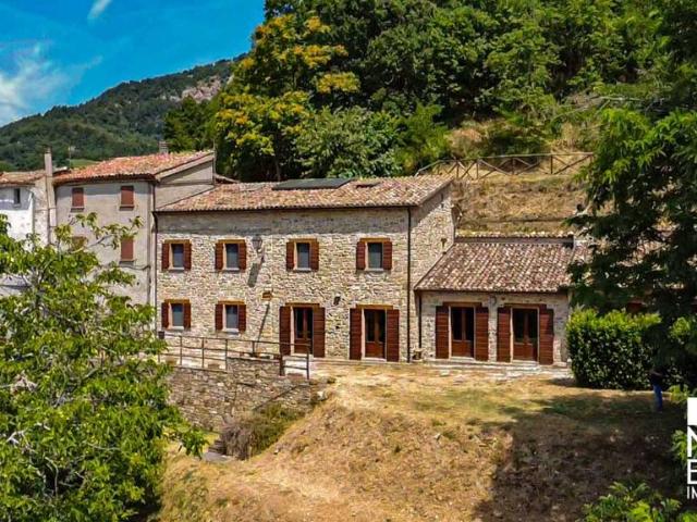 Rustico/casale/corte in vendita a Novafeltria via 24 Maggio