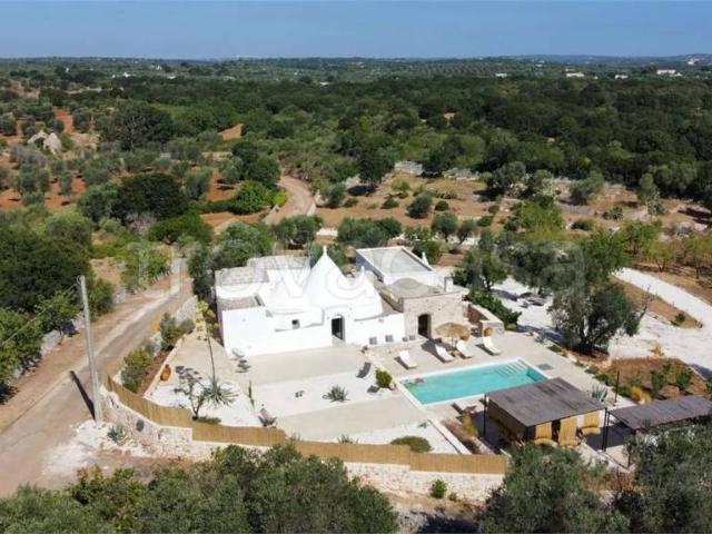 Rustico/casale/corte in vendita a Ostuni