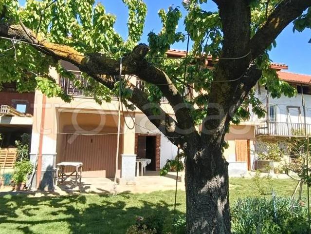 Rustico/casale/corte in vendita a Busca via Ceresa, 81