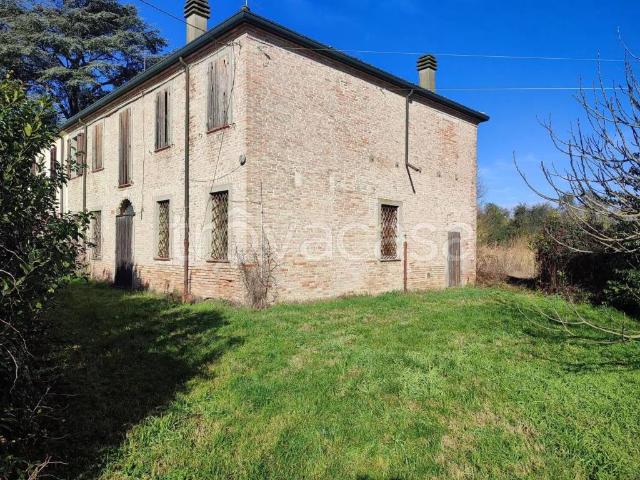 Rustico/casale/corte in vendita a Bagnacavallo