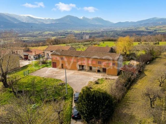 Rustico/casale/corte in vendita a Bojano