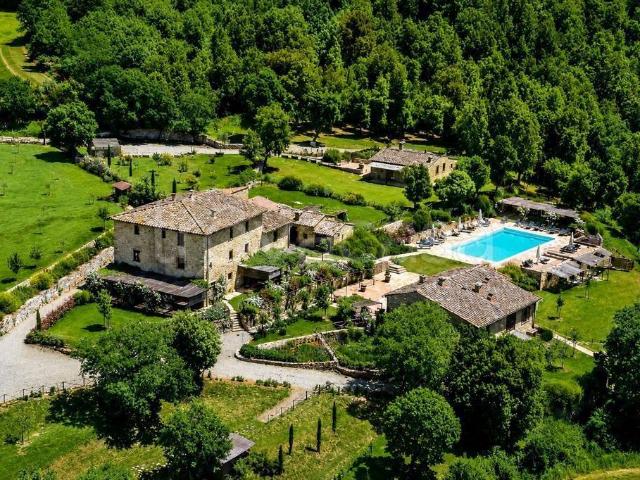 Rustico/casale/corte in vendita a Casole d'Elsa