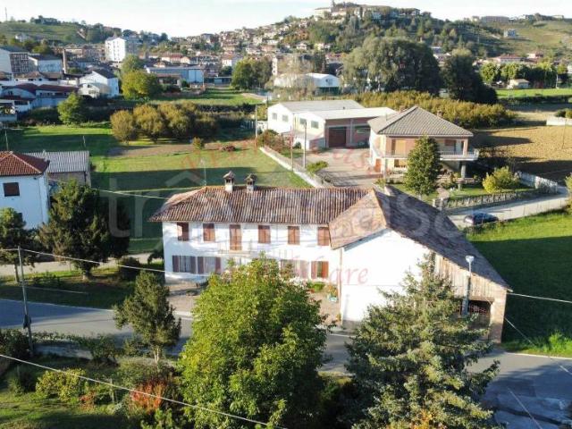 Rustico/casale/corte in vendita a Castagnole delle Lanze via Annunziata, 1