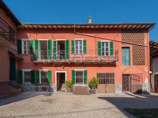 Rustico/casale/corte in vendita a Castagnole Monferrato via Roma, 17