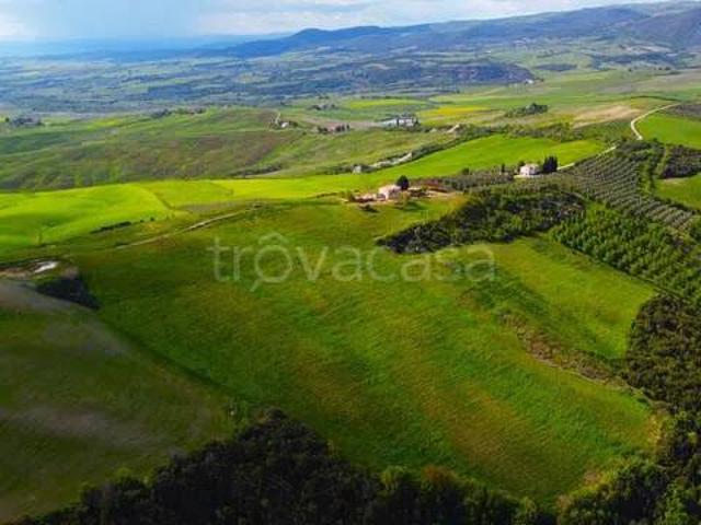 Rustico/casale/corte in vendita a Castel del Piano, Montenero