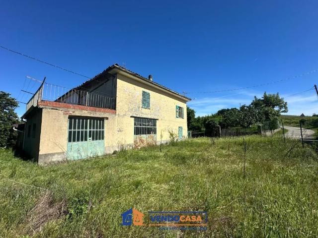 Rustico/casale/corte in vendita a Castelletto Molina via Case Sparse, 44