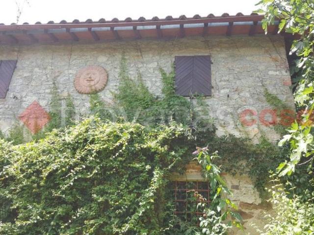 Rustico/casale/corte in vendita a Cavriglia strada Comunale di Caiano