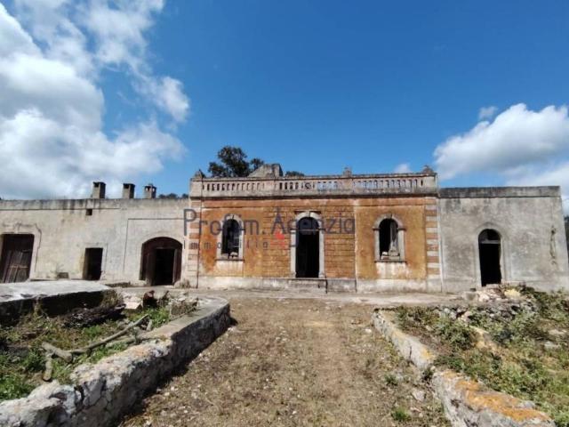 Rustico/casale/corte in vendita a Ceglie Messapica