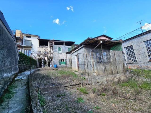 Rustico/casale/corte in vendita a Colzate via Bonfanti