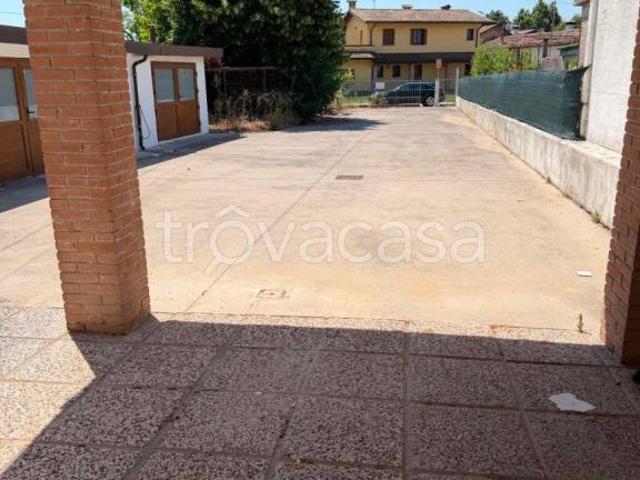 Rustico/casale/corte in vendita a Fauglis, Gonars