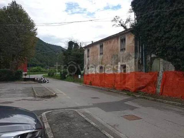 Rustico/casale/corte in vendita a Fimon, Arcugnano