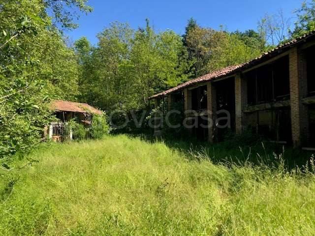 Rustico/casale/corte in vendita a Fino Mornasco