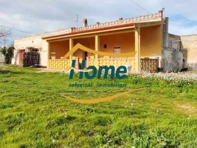 Rustico/casale/corte in vendita a Gioia del Colle