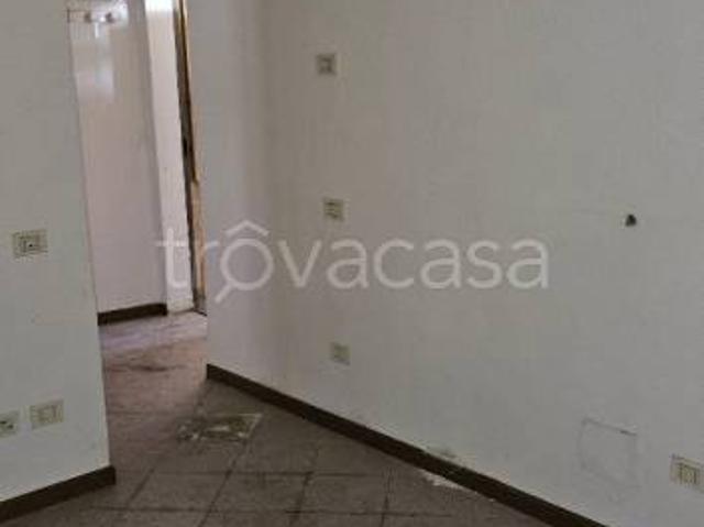 Rustico/casale/corte in vendita a Giussano via Silvio Pellico