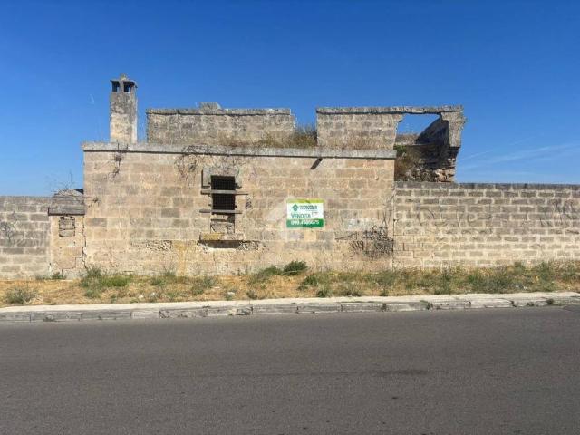 Rustico/casale/corte in vendita a Grottaglie via Guglielmo Oberdan, 10
