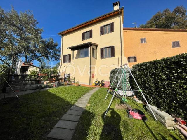 Rustico/casale/corte in vendita a Leccio, Reggello