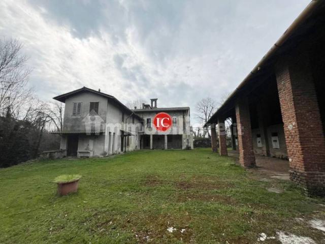 Rustico/casale/corte in vendita a Lodi