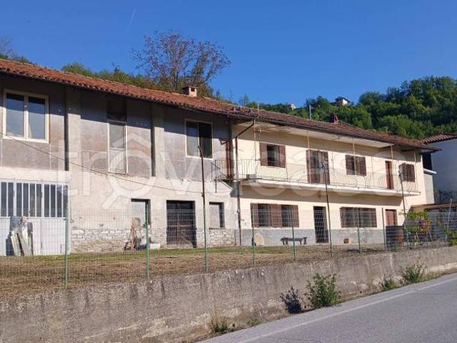 Rustico/casale/corte in vendita a Paroldo