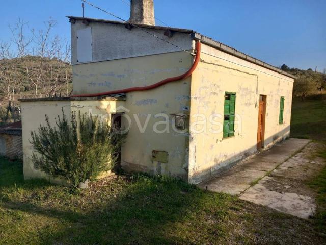 Rustico/casale/corte in vendita a Pianella via Roma No Number