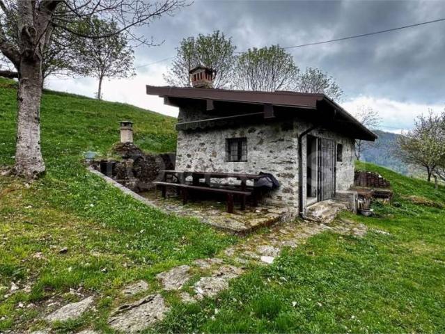 Rustico/casale/corte in vendita a Pisogne