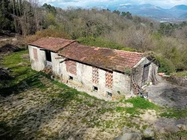 Rustico/casale/corte in vendita a Podenzana via La Costa