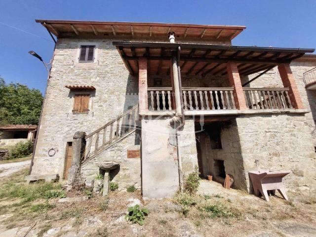 Rustico/casale/corte in vendita a Pratovecchio Stia