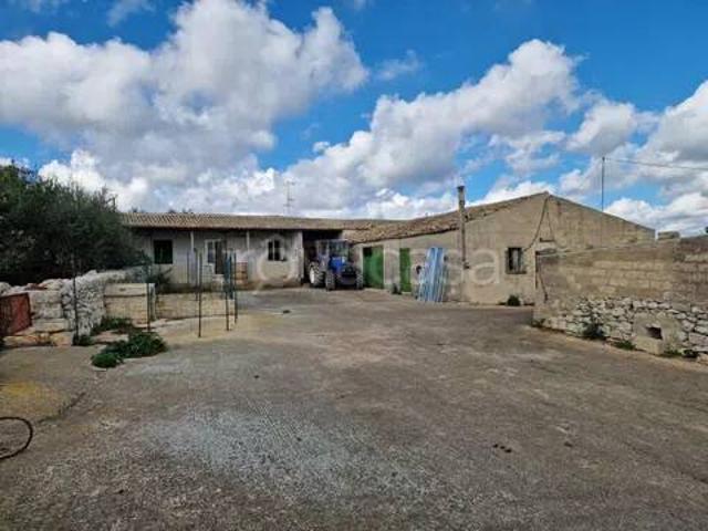 Rustico/casale/corte in vendita a Ragusa, Conservatore San Giacomo